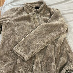 New Women’s plush luxe fur super soft full zip outerwear jacket